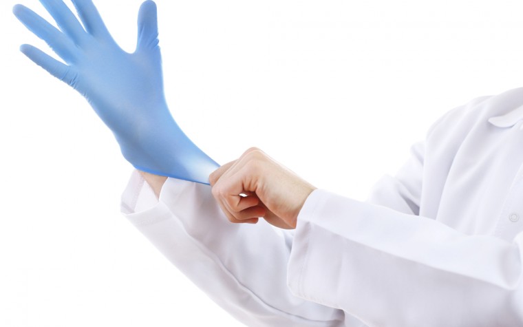 gloves and bacteria transmission